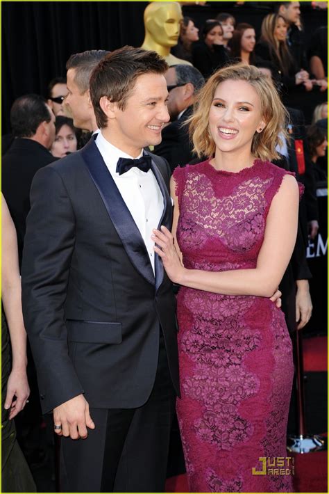 Full Sized Photo of scarlett johansson oscars 02 | Photo 2523604 | Just ...