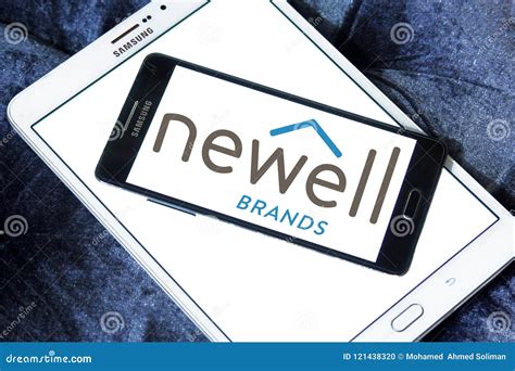 Newell Brands company logo editorial image. Image of worldwide - 121438320