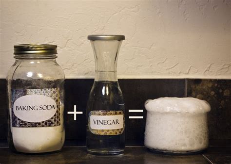 DIY 101: Baking Soda + Vinegar = Not So Much | Crunchy Betty