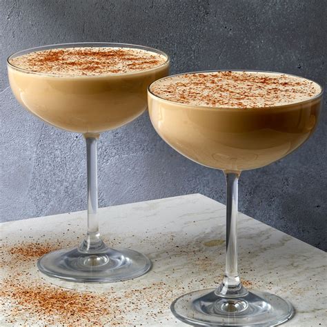 Brandy Alexander Cocktail Recipe - CockTail Seeker