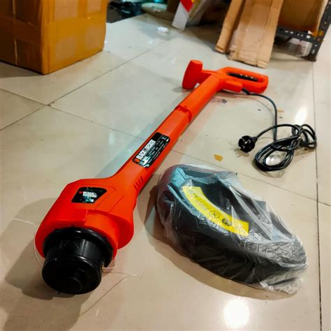 Lengkapedia - Jual Mesin potong rumput listrik senar Black Decker GL 250 watt | Ralali.com