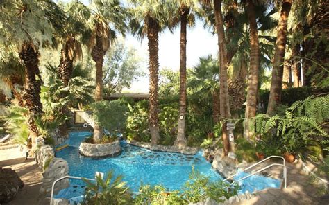 Two Bunch Palms Resort and Spa: A Celebrity Hideaway | Luxe Beat Magazine