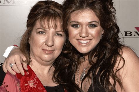 Kelly Clarkson Parents: Who Are Kelly Clarkson's Parents?