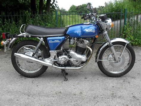 Restored Norton Commando 850 - 1974 Photographs at Classic Bikes Restored |Bikes Restored