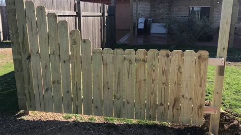 DIY Picket fence project - YouTube