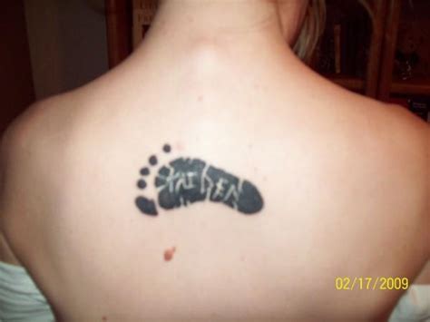 world to tattoo design: Tattoos Representing Your Children " Foot Tattoos