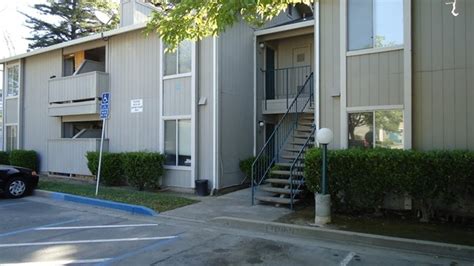 CrossPointe Apartments - 5840 Garfield Ave Sacramento CA 95841 | Apartment Finder