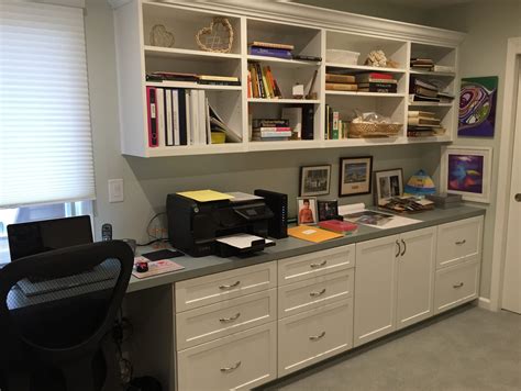 Custom Home Office Storage, Desks & Built-In Cabinets | Closettec