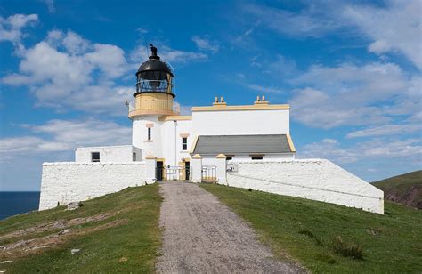 Stoer Head Lighthouse - Nomads Travel Guide