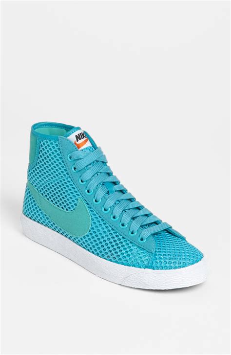 Nike Blazer Mid Sneaker Women in Blue (turquoise) | Lyst