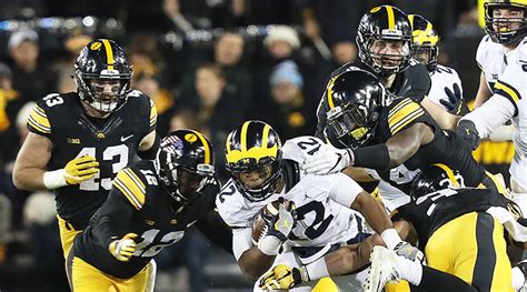 5 Greatest Iowa vs. Michigan College Football Games of All Time ...