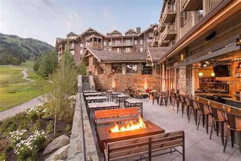 The 12 Best Hotels in Jackson Hole, Wyoming – Wandering Wheatleys