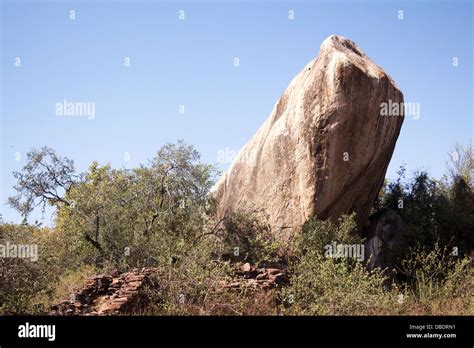 Pride Rock in the Serengeti National Park, Tanzania, Africa Stock Photo ...