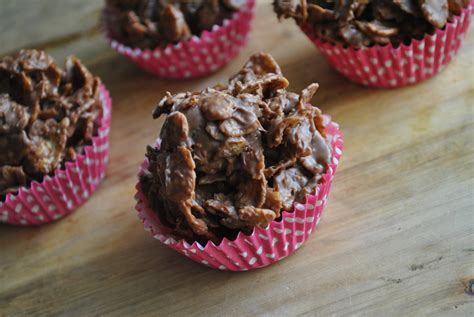 The Best Chocolate Cornflake Cakes Recipe - Student Eats