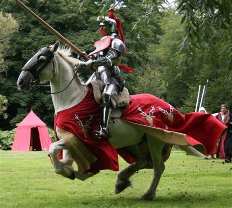 The World Famous Arundel International Tournament at Historic Arundel Castle ! | Medieval armor ...