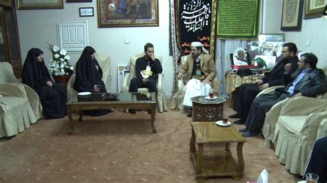 Leader of Ansar Allah presented martyr Soleimani's family a Yemeni dagger - Islamic World News