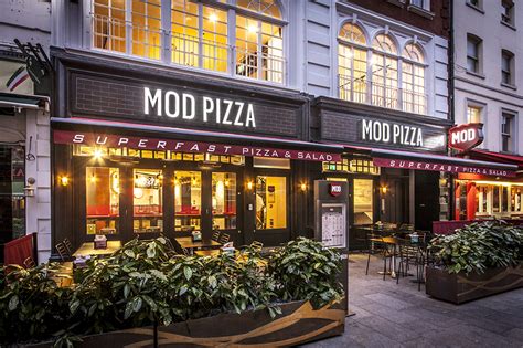 MOD PIZZA, London, UK - Illuma