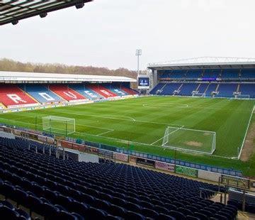 Blackburn Rovers Stadium : Pin on Old Stadium pics. - Two matches of ...