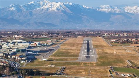 Turin Caselle Airport (TRN/LIMF) | Arrivals, Departures & Routes | Flightradar24