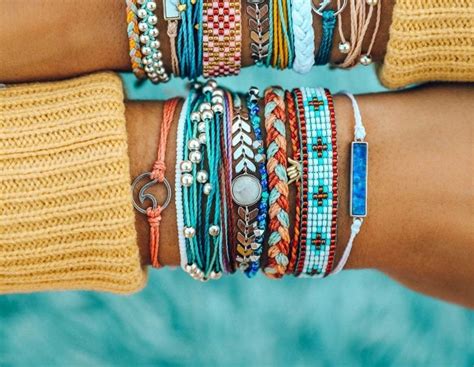 What Are the Types of Bracelets Every Woman Should Have? - The Frisky