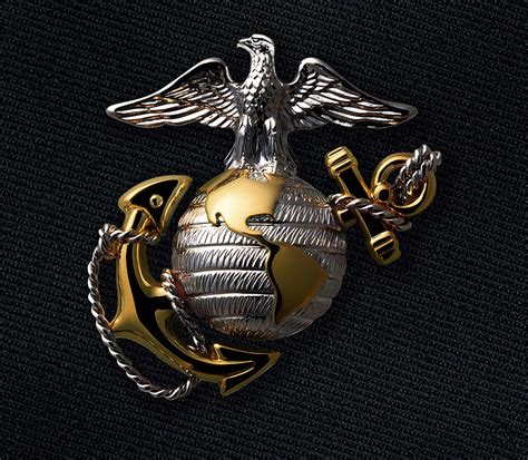 Marine Corps Officers | Training, Positions, & Benefits | Marines.com