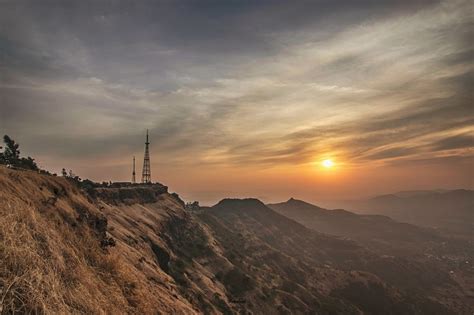 Katraj to Sinhagad night trek – An exciting trek near Pune (INR 250)