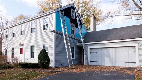 How Much Does It Cost to Replace Siding on a House in 2023? | SoFi