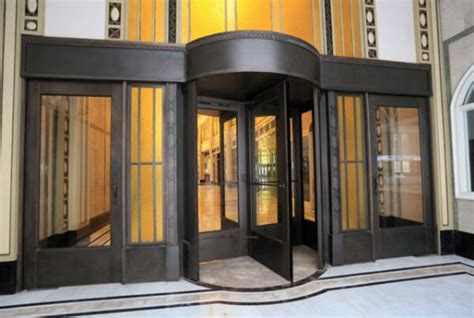 What's The Point Of Revolving Doors? - Neatorama