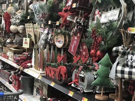 walmart-christmas-decorations (18) - Re-Fabbed