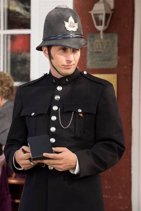 Constable Crabtree | Murdoch mysteries, Murdock mysteries, Mystery romance