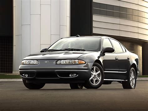 OLDSMOBILE Alero sedan Specs & Photos - 1999, 2000, 2001, 2002, 2003, 2004 - autoevolution