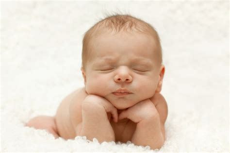 baby sleep very funny image | Funny Pics,Funny Animals, Funny Moments, Funny Kids, Funny People ...