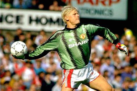 Peter Schmeichel. Manchester Utd. Gk Gloves, Peter Schmeichel, Football Cards, Football Players ...