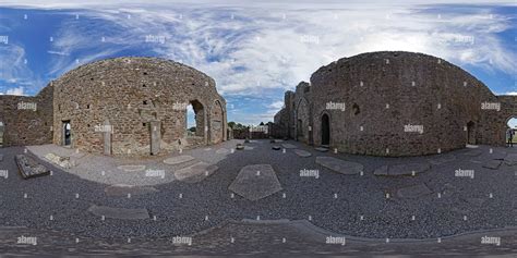 360° view of Clonmacnoise - Monastery - Cathedral - Alamy