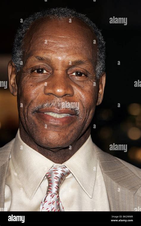 DANNY GLOVER SHOOTER LOS ANGELES PREMIERE WESTWOOD LOS ANGELES USA 08 March 2007 Stock Photo - Alamy