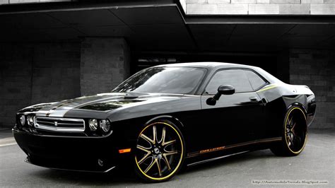 Automobile Trendz: Sexy Black Dodge Challenger [ 2 Pictures ]