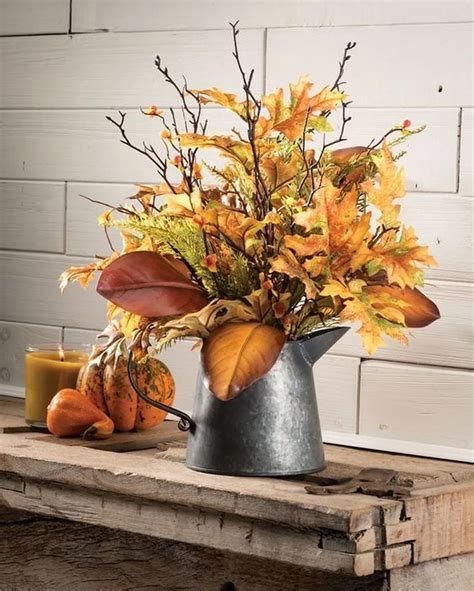 Beautiful Fall Flower Arrangement Design Ideas For Living Room Decor 08 ...