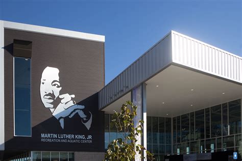 Martin Luther King, Jr. Natatorium Reopens In Atlanta – WABE