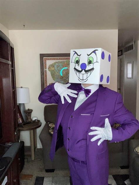 My king dice cosplay for halloween : r/Cuphead