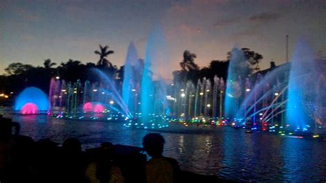 Luneta Park Dancing Fountain - YouTube