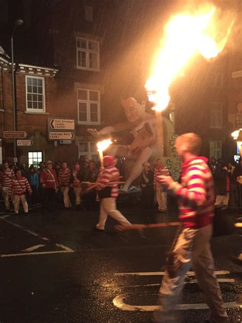 LEWES Bonfire Night – Crumpled Maps