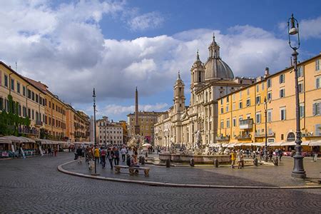 Visiting Piazza Navona Rome - location, free self guided walks