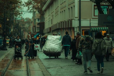 A Crowded Street in City · Free Stock Photo