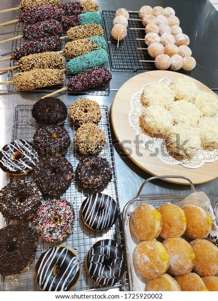 19 Donat Kentang Keju Images, Stock Photos & Vectors | Shutterstock