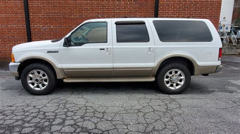 2001 Ford Excursion | GAA Classic Cars