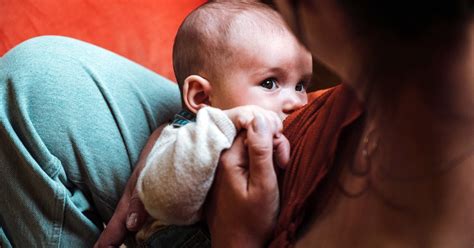 11 Benefits of Breastfeeding for Both Mom and Baby