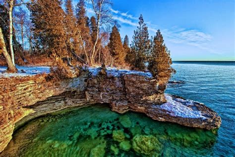 Aguas transparentes en el lago Michigan (77805)