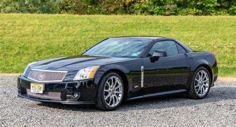 Get This 2.5k-Mile 2009 Cadillac XLR-V And Stand Out From The Crowd | Carscoops