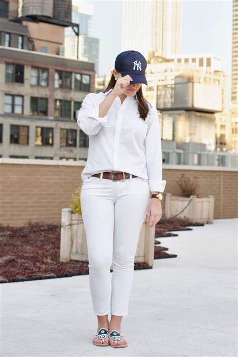 Game Day Outfit Ideas | Glitter Guide | Gameday outfit, Yankees outfit, New york yankees outfit