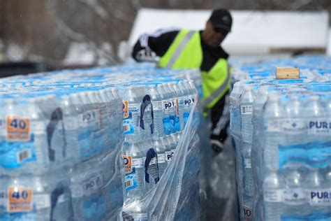 Flint, Mich., water crisis takes lasting toll on mental health - UPI.com